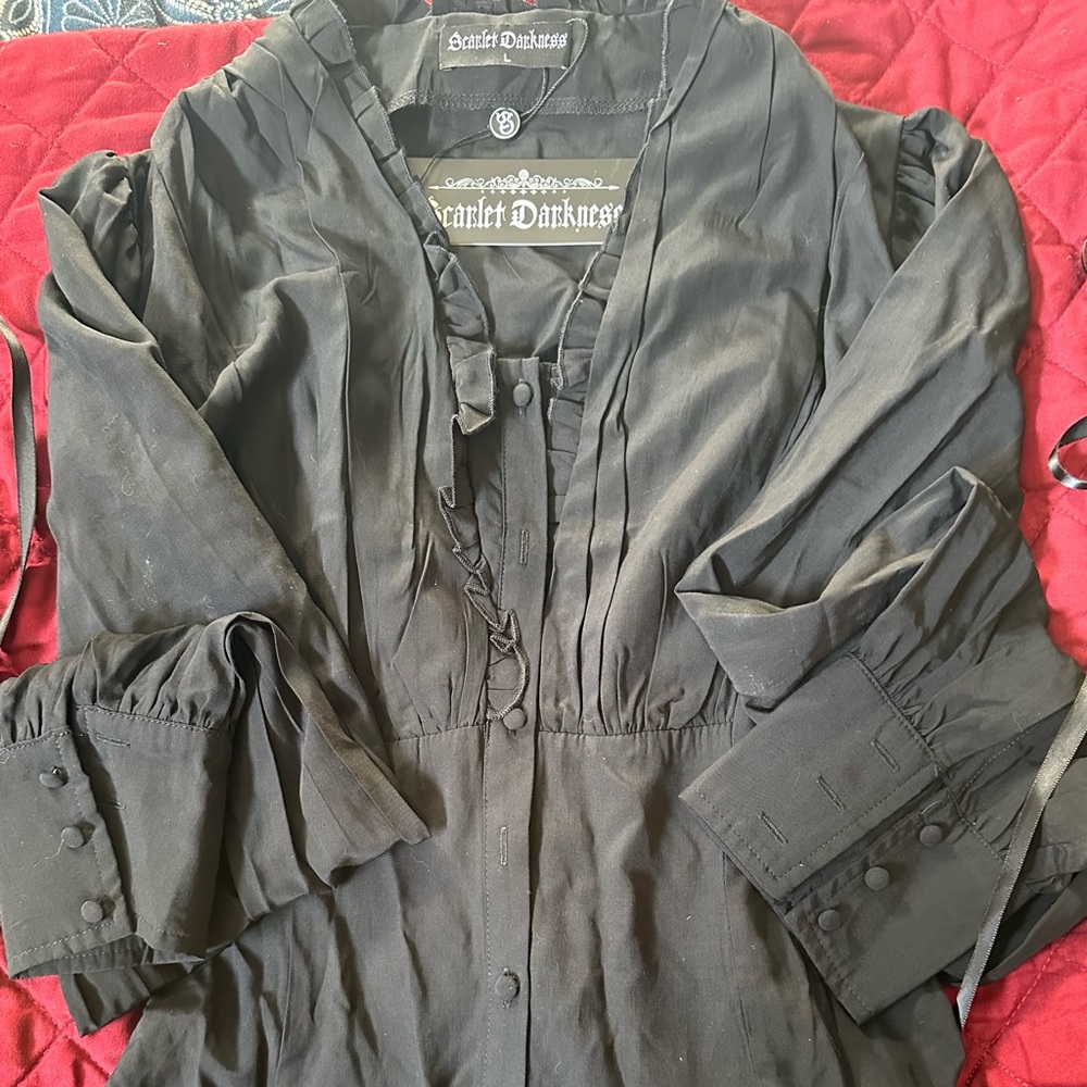 Black gothic blouse with corset back